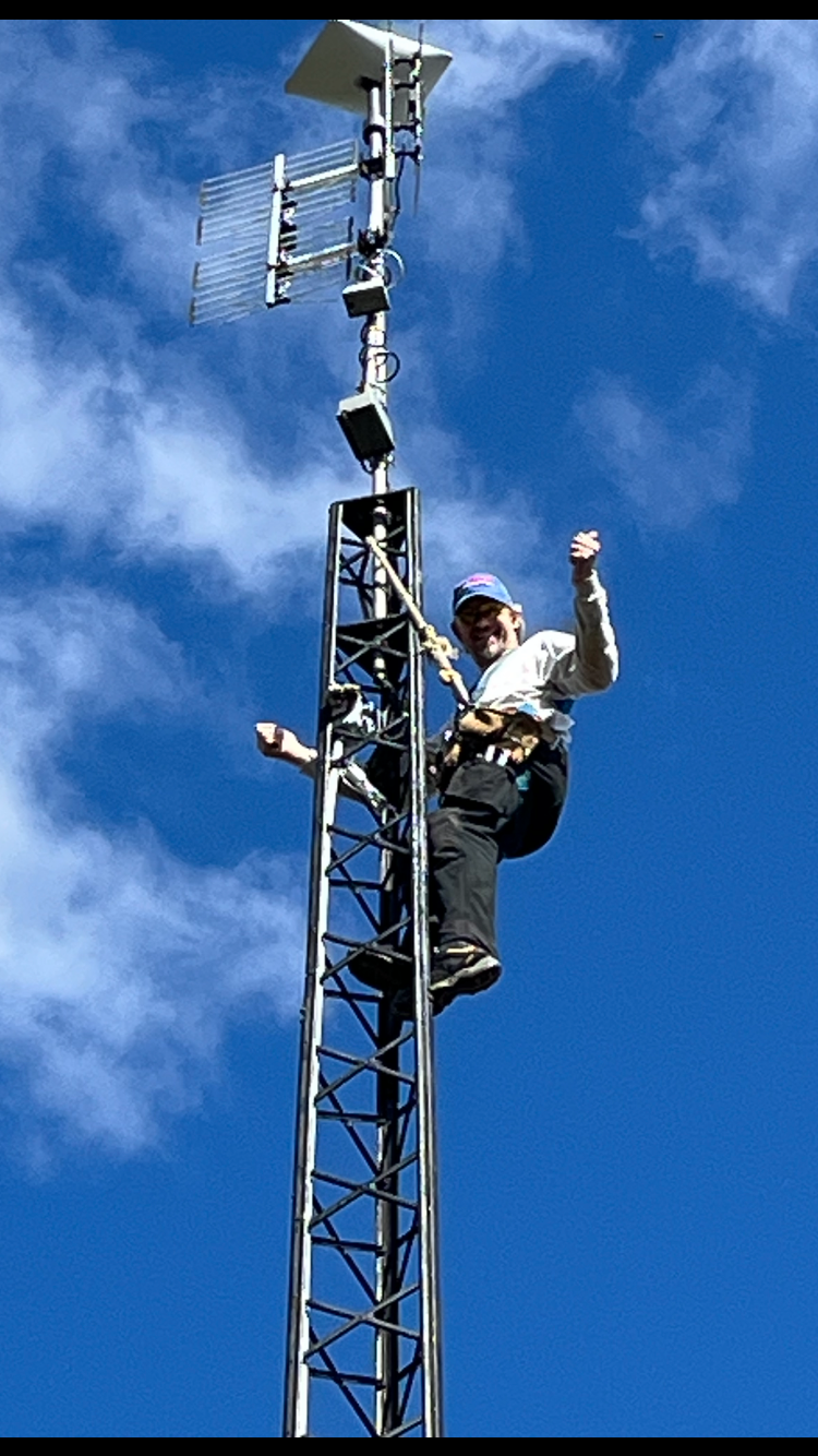 The Fixer, up the new antenna