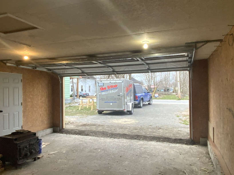 Double garage interior view